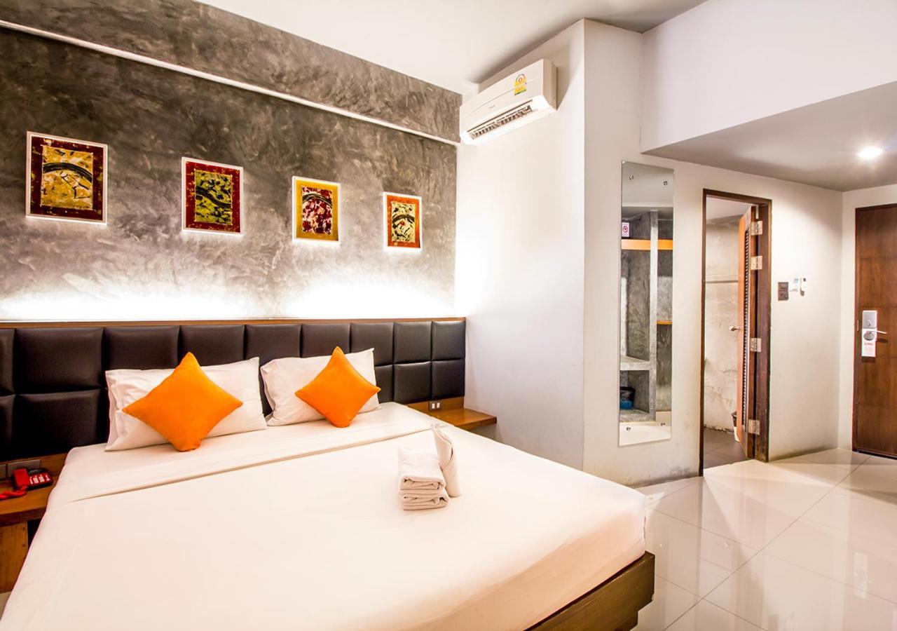 B2 Thippanate Boutique & Budget Hotel Chiang Mai Exterior photo