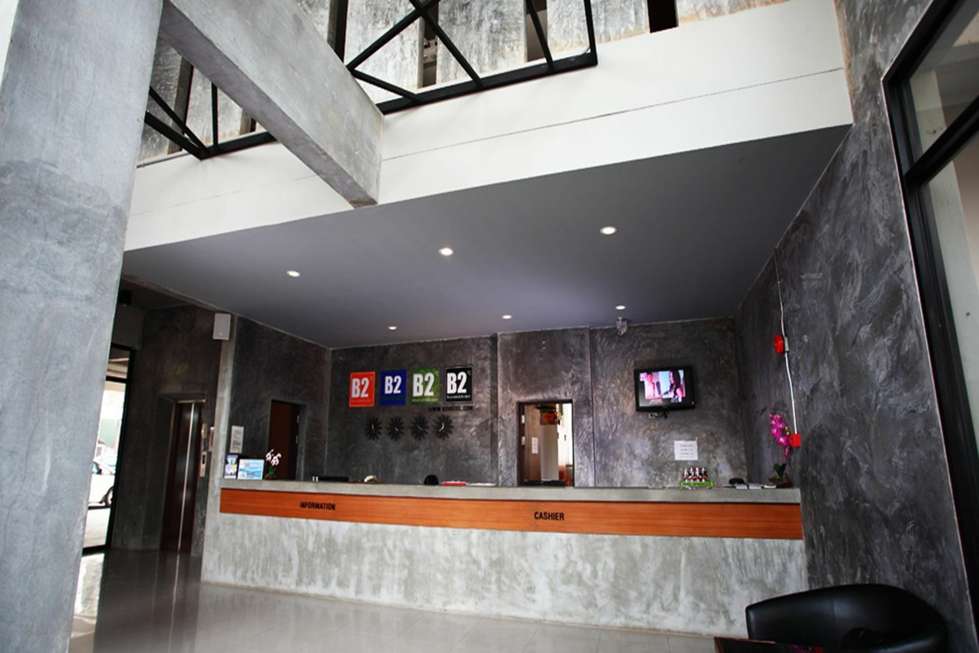 B2 Thippanate Boutique & Budget Hotel Chiang Mai Exterior photo