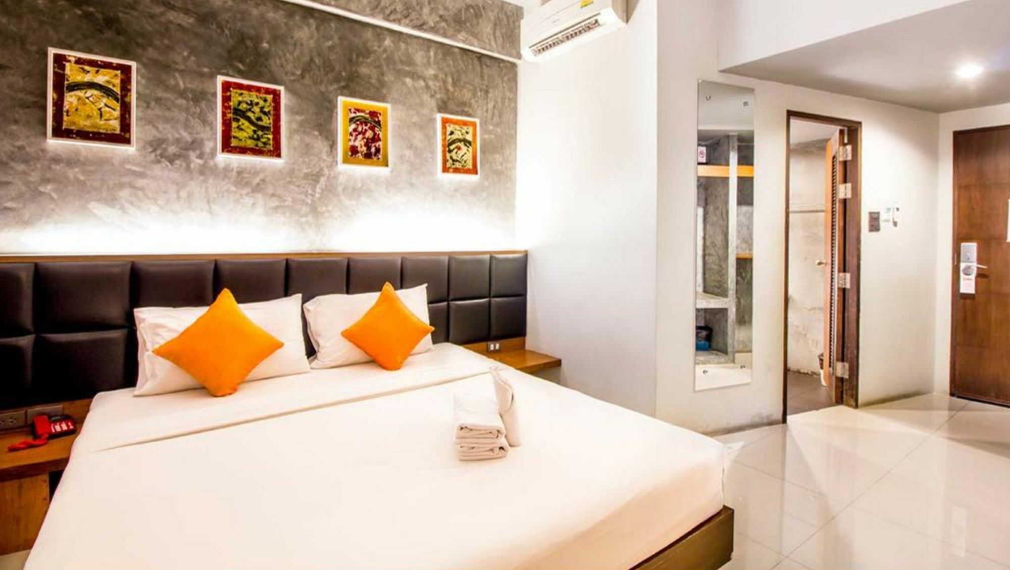 B2 Thippanate Boutique & Budget Hotel Chiang Mai Exterior photo